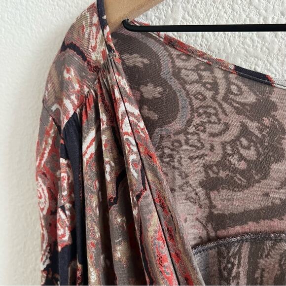 Free People Fiona Print Top Surplice Statement Sleeve Blouse Shirt Medium - Picture 5 of 13